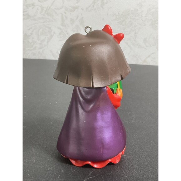 Dora The Explorer Christmas Ornament Figurine Holding Gift - Picture 2 of 3